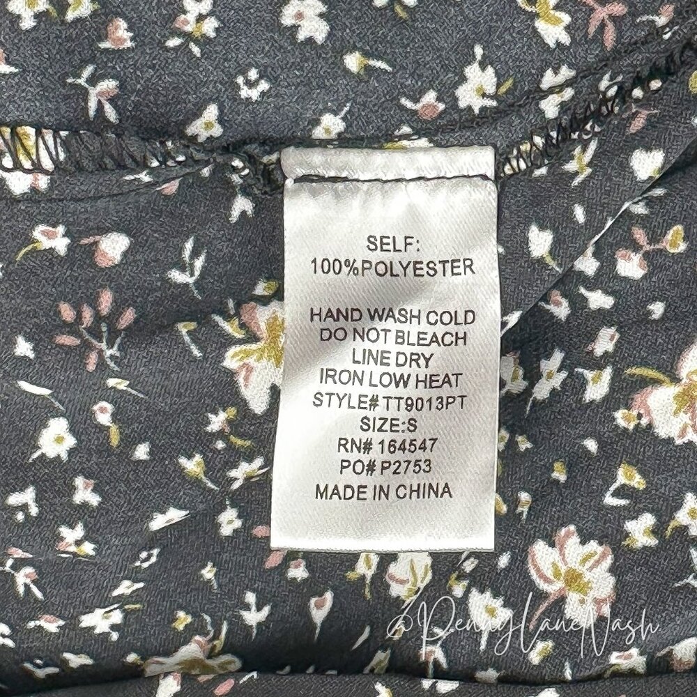 Flawless Floral Smocked Peplum Top Small S Black - Picture 8 of 10